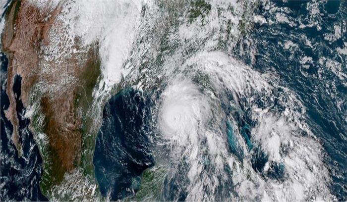  तूफान माइकल  तेजी से फ्लोरिडा के तट की ओर बढ़ रहा है