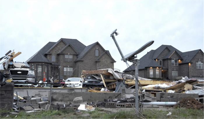 अमेरिका में आंधी का प्रकोप, 5 की मौत