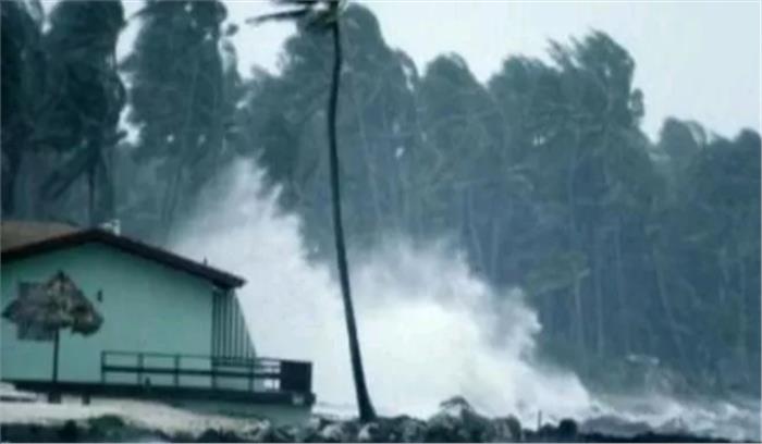 अमेरिका : फ्लोरेंस तूफान में मरने वालों की संख्या बढ़कर 13 हुई