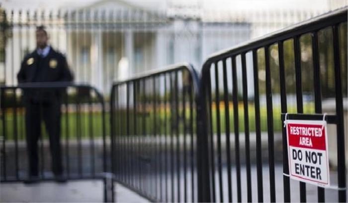 संदिग्ध रुप से व्हाइट हाउस की दीवार फांदने का प्रयास करने वाला गिरफ्तार