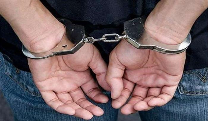 अमेठी पुलिस ने इनामी वांछित बदमाया को किया गिरफ्तार