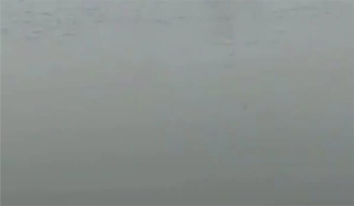 अमेठी में गोमती नदी में पलटी नाव,  तीन डूबे