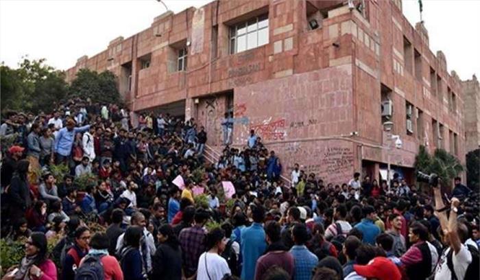 जेएनयू में दोपहर बाद छात्रों का मार्च