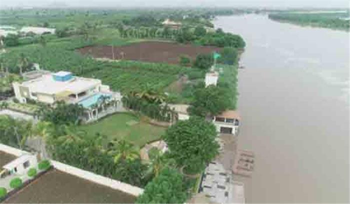 बाढ़ के कारण चंद्रबाबू नायडू को घर खाली करने का नोटिस बाढ़ के कारण चंद्रबाबू नायडू को घर खाली करने का नोटिस