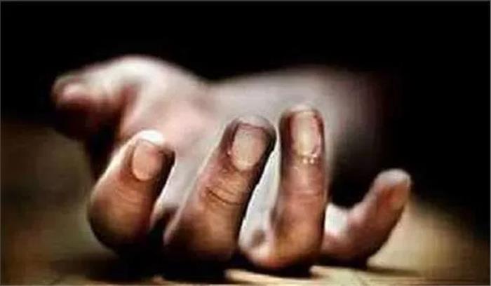 स्नेयर ट्रैप मेें फंस कर शेर की मौत स्नेयर ट्रैप मेें फंस कर शेर की मौत