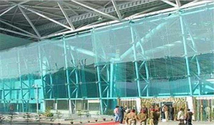 अमृतसर अंतरराष्ट्रीय हवाई अड्डे से स्काई बस सेवा शुरू करने की मांग