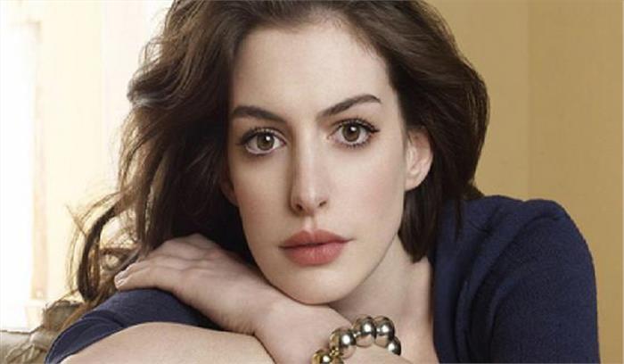 बार्बी में एमी शूमर की जगह ले सकती हैं ऐनी हैथवे