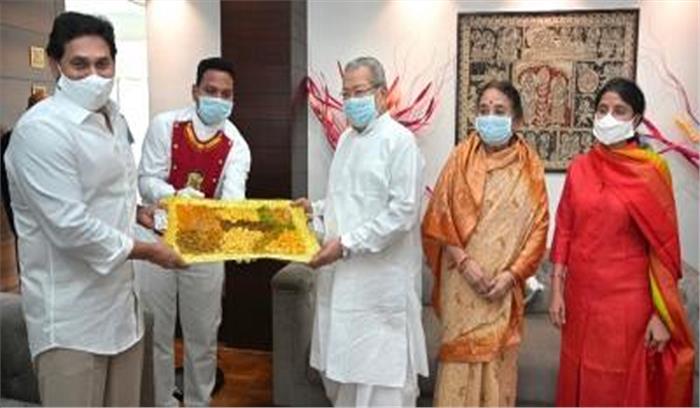 आंध्र के राज्यपाल ने दिवाली की शुभकामनाएं दी