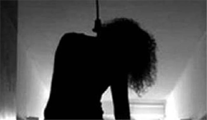 छेड़छाड़ से परेशान किशोरी ने की आत्महत्या