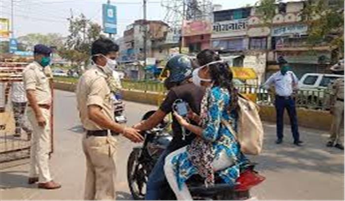 बस्तर में एहतियान एक दिन का कर्फ्यू लगाया गया