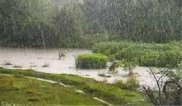 आंध्र और तेलंगाना के तटीय इलाकों में भारी बारिश के आसार