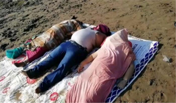 आंध्र में डूबी नौका शवों सहित बरामद