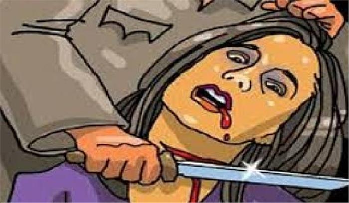 आंगनबाड़ी सेविका की गला काटकर हत्या