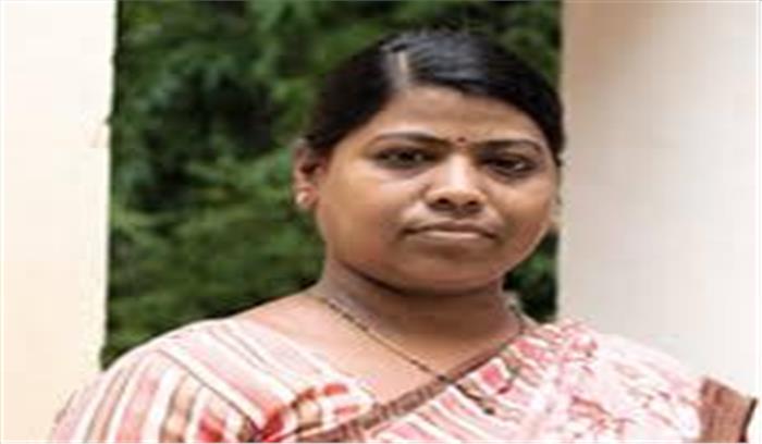 कम वृक्ष लगाएं लेकिन उसकी देखभाल करें - अनिता भदेल