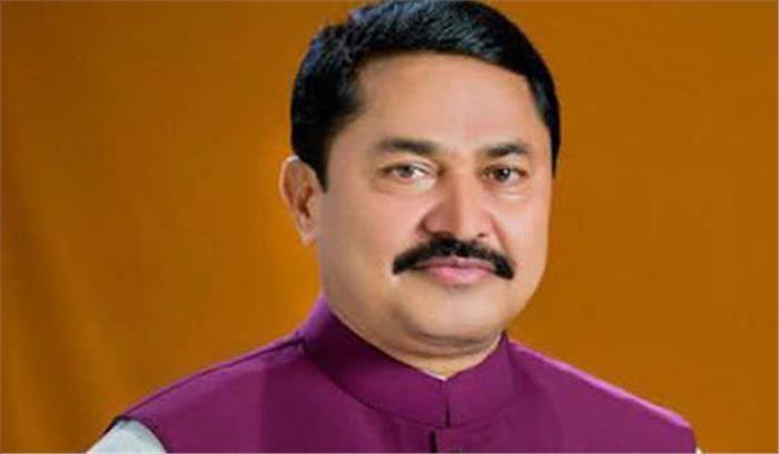 अन्ना हजारे केंद्र के खिलाफ आंदोलन शुरू करें : पटोले