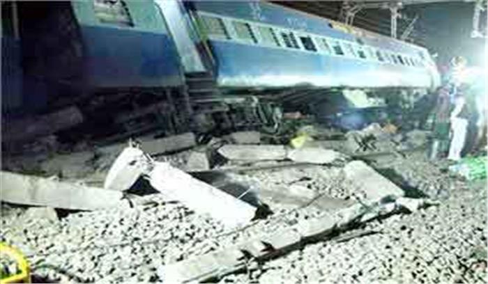 रेल नेटवर्क नाकामी की एक और तस्वीर रेल नेटवर्क नाकामी की एक और तस्वीर