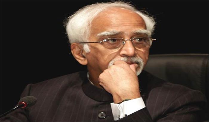 मैं सुकमा में हुए हमले को लेकर व्यथित हूं : हामिद अंसारी​​​​​​​