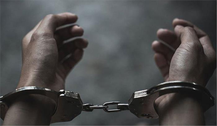 सीएए विरोधी मार्च में गोली चलाने वाले को हथियार देने वाला पहलवान गिरफ्तार सीएए विरोधी मार्च में गोली चलाने वाले को हथियार देने वाला पहलवान गिरफ्तार