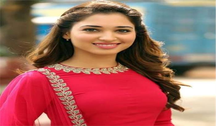 तमन्ना भाटिया को ब्लॉकबस्टर फिल्म बाहुबली के लिए पुरस्कार​​​​​​​