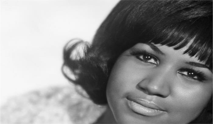 हॉलीवुड ने गायिका अरीथा फ्रैंकलिन को श्रद्धांजलि दी