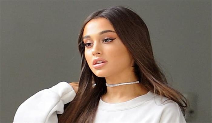 मैं अभी सिंगल हूं : एरियाना ग्रांडे 