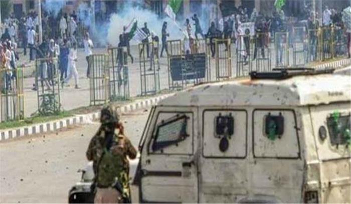 पथराव में शामिल 83 फीसदी युवा बनते हैं आतंकी:सेना