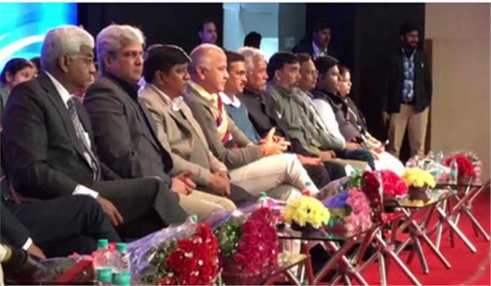 शिक्षा और स्वास्थ्य के क्षेत्र में ज्यादा बजट राशि आवंटित करने का फैसला: केजरीवाल शिक्षा और स्वास्थ्य के क्षेत्र में ज्यादा बजट राशि आवंटित करने का फैसला: केजरीवाल