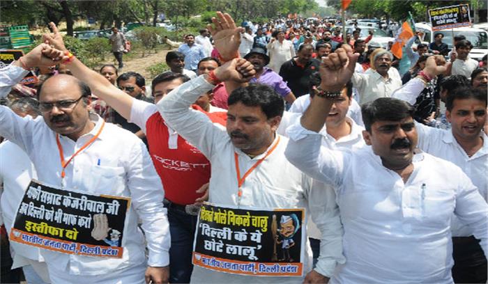 सीएजी रिपोर्ट से खुली केजरीवाल की पोल