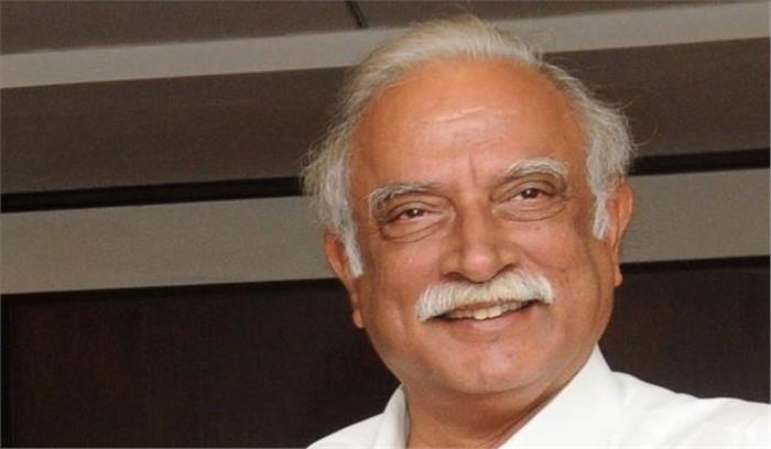 प्रतिस्पर्धा में हवाई किराया 30 फीसदी घटा : अशोक गजपति​​​​​​​