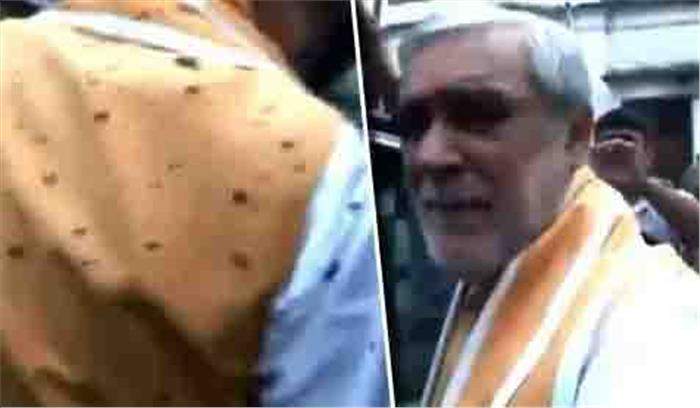 बिहार में केंद्रीय मंत्री अश्विनी चौबे पर फेंकी गई स्याही