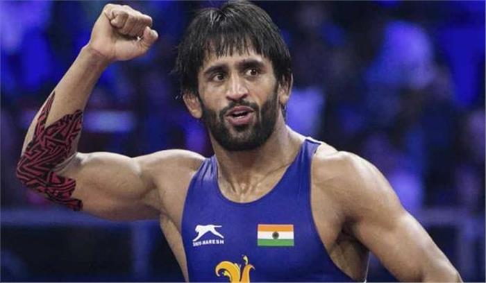 पहलवान बजरंग, विनेश  ने हरियाणा सरकार की नगद इनाम नीति की आलोचना की