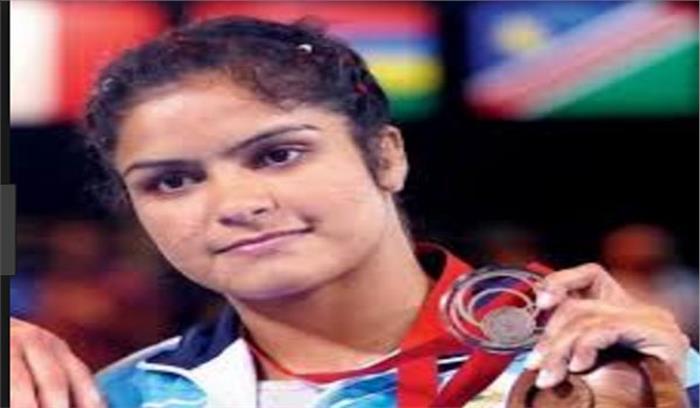 सिख गुरुद्वारा प्रबंधक कमेटी द्वारा नवजोत कौर को सम्मान, सौंपा एक लाख का चेक