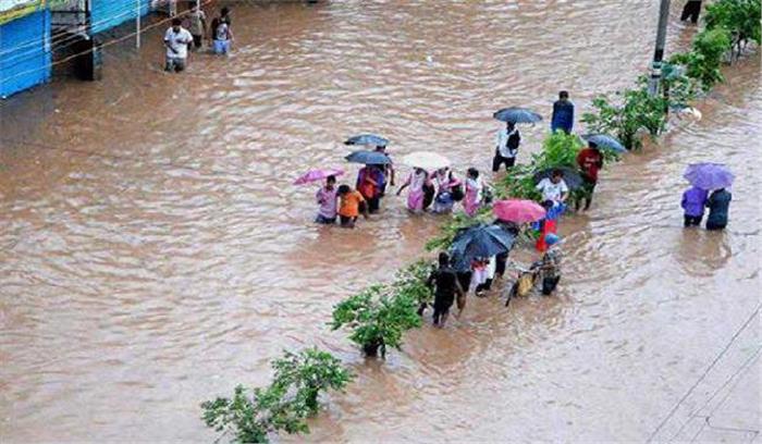 असम में बाढ़ की स्थिति गंभीर