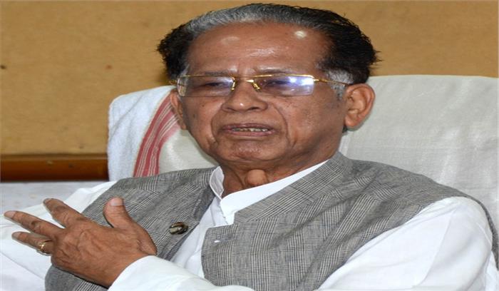 असम के पूर्व मुख्यमंत्री गोगोई सीएए पर बहस के लिए वकील की पोशाक में उतरे