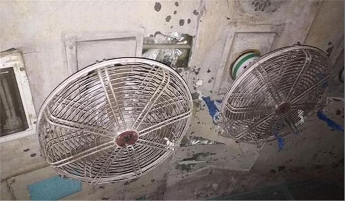 असम में ट्रेन में विस्फोट, 3 घायल असम में ट्रेन में विस्फोट, 3 घायल