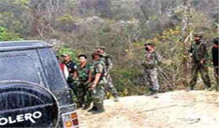 आतंकी हमले में असम राइफल्स के दो जवान शहीद, 2 आतंकवादी ढेर आतंकी हमले में असम राइफल्स के दो जवान शहीद, 2 आतंकवादी ढेर