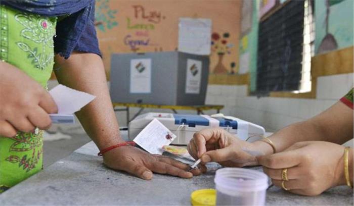 असम विधानसभा चुनाव के लिए पहले चरण का मतदान जारी