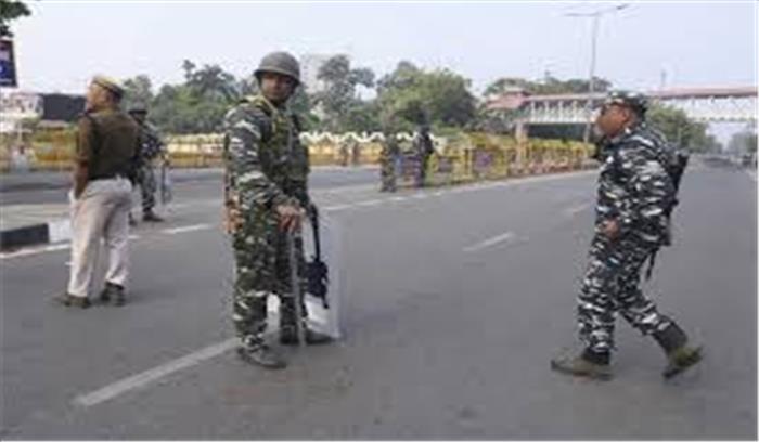 डिब्रूगढ़ में कर्फ्यू में ढील, गुवाहाटी में फ्लैग मार्च जारी