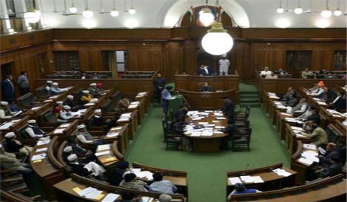 विधानसभा में गूंजा वर्णिका कुंडू का मामला