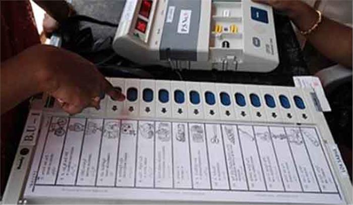 त्रिपुरा में मतदान केन्द्रों पर महिला कर्मचारियों की तैनाती होगी