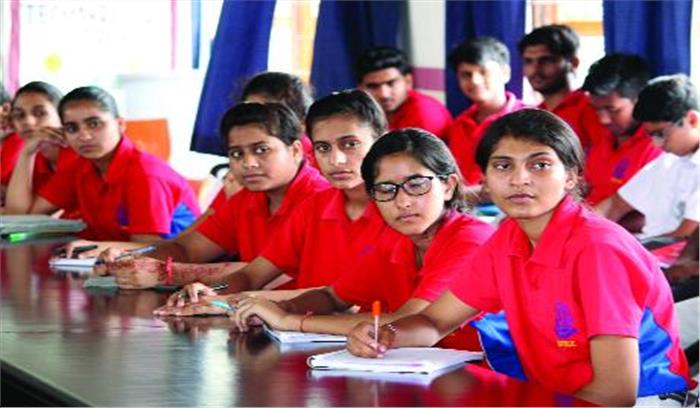 बच्चों ने सौर ऊर्जा की उपयोगिता के बारे में जाना