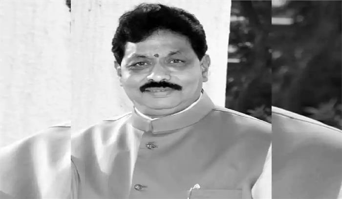 वाजपेयी सरकार में मंत्री रह चुके 70 वर्षीय दिलीप गांधी का निधन वाजपेयी सरकार में मंत्री रह चुके 70 वर्षीय दिलीप गांधी का निधन