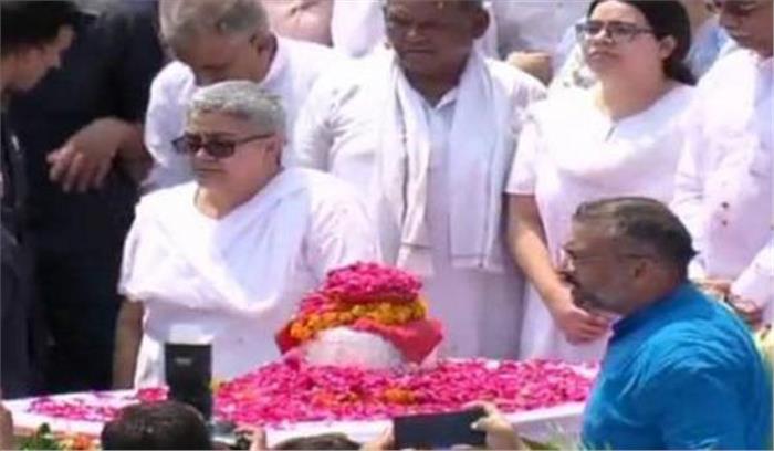 अटल बिहारी वाजपेयी जी का अस्थि कलश कल मध्यप्रदेश जाएगा