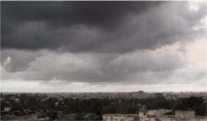 बिहार में हल्के बादल छाए, तापमान में गिरावट दर्ज