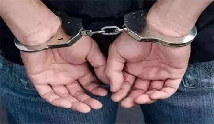 औरैया में व्यापारी को लूटने वाला गिरफ्तार औरैया में व्यापारी को लूटने वाला गिरफ्तार