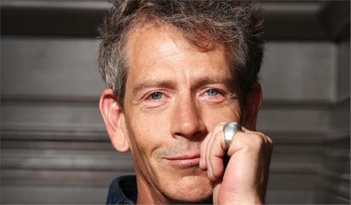 मेंडेल्सोन स्पीलबर्ग के साथ काम करने को लेकर नर्वस थे