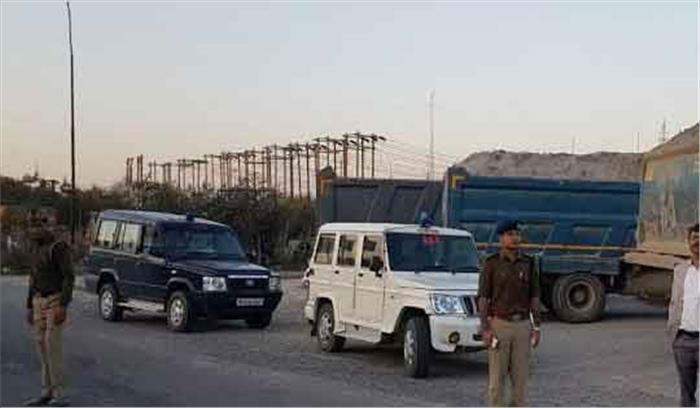 अवैध खनन कारोबारियों पर प्रशासन ने कसी नकेल