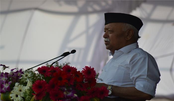 राम मंदिर के लिए कानून बनाए सरकार: मोहन भागवत