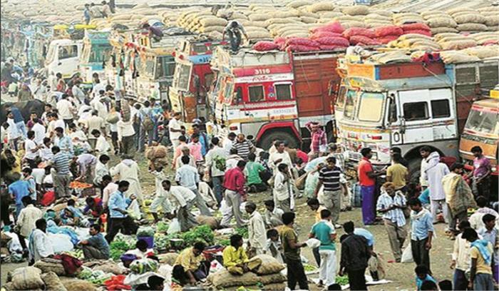 आजादपुर सब्जी मंडी रही बंद, हड़ताल स्थगित, अनशन रहेगा जारी 