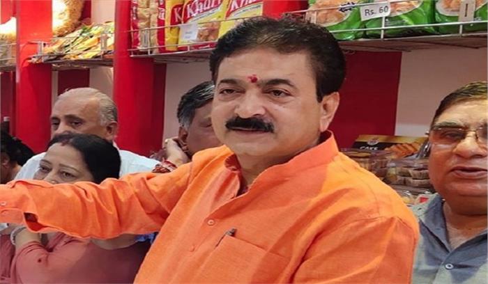 भाजपा ने महिला को लात से मारने वाले विधायक से माफी मांगने को कहा